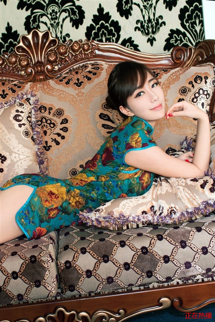 少女嗶哩嗶哩高清在線觀看 · 中國轟炸機 熱門視頻