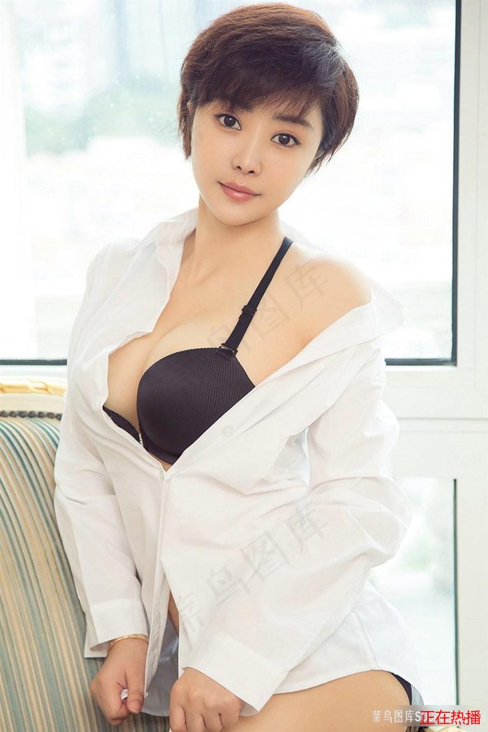 【少女嗶哩嗶哩高清在線觀看 · 中國轟炸機(jī)】高清完整版